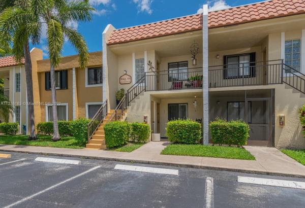 Weston Lakes 21, 434 Lakeview Dr #102, Weston, Florida 33326, image 1