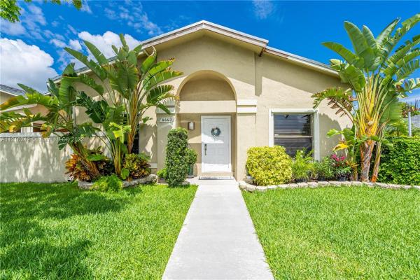 Westwind Lakes Garden Homes, 6443 SW 152nd Circle Pl #2243, Kendall West, Florida 33193, image 1