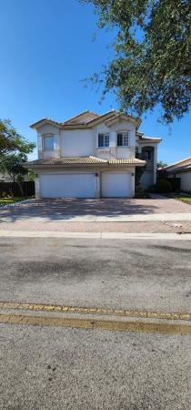 10736 NW 70th Ter, Doral, Florida 33178, image 1