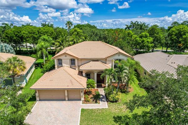Lake Ridge, 3985 Nighthawk Dr, Weston, Florida 33331, image 1