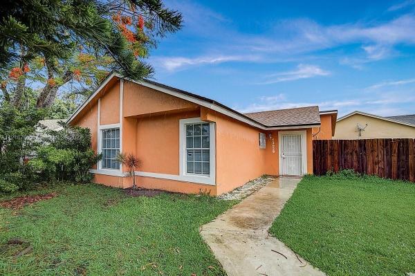 Oak Park, 12529 SW 211th Ter, Goulds, Florida 33177, image 1