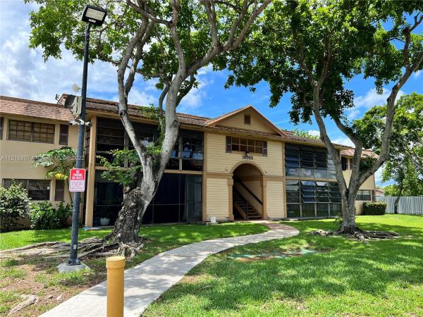 Countryside Village, 19055 NW 62nd Ave #111, Country Club, Florida 33015, image 1