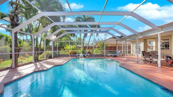 Oak South Estates, 21513 SW 128th Pl, South Miami Heights, Florida 33177, image 2