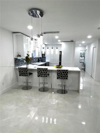 Glades Of Boca Lago, 21860 Arriba Real, Boca Raton, Florida 33433, image 2