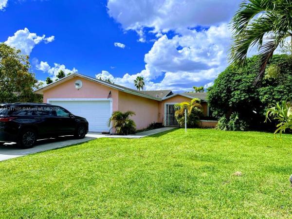 Kings Grant East, 14841 SW 159th St, Richmond West, Florida 33187, image 1