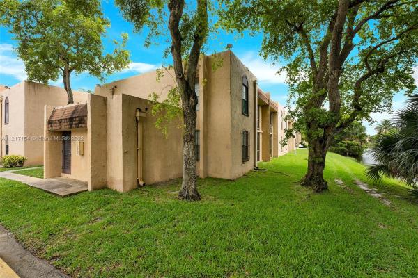 Wood Hue, 4211 NW 19th St #188, Lauderhill, Florida 33313, image 1