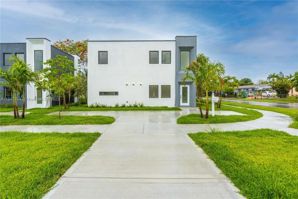 New South Miami Heights, 18700 SW 117, South Miami Heights, Florida 33177, image 2