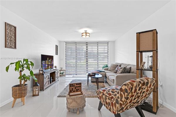 Sheridan Ocean Club, Hollywood, Florida 33019, image 1
