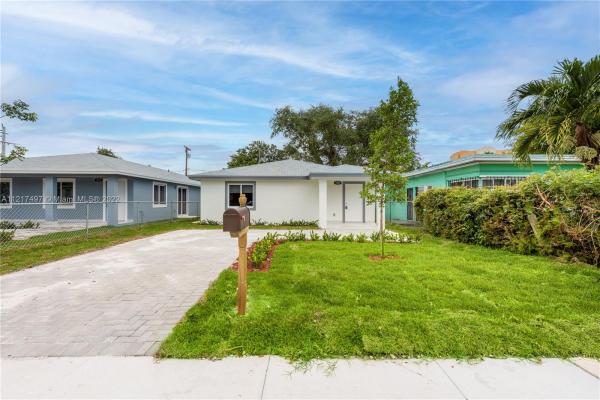 Bowling Green, 1069 Nw 53rd St, Miami, Florida 33127, image 1