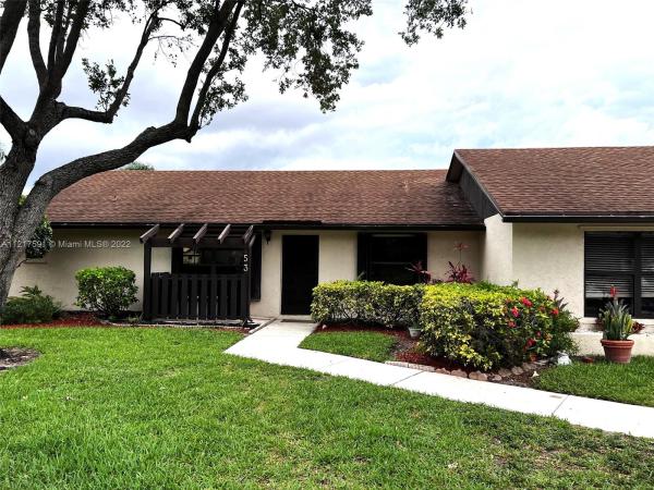 Tradewinds At Dos Lagos, 53 Via De Casas Norte, Boynton Beach, Florida 33426, image 1