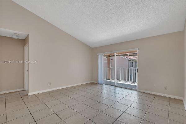 Royal Palm Place At The Hammocks, 10521 SW 158th Ct #304, The Hammocks, Florida 33196, image 2