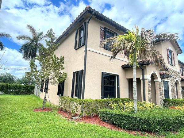 Artesa At Coco Palm Estates, 11415 SW 248th Ter 0, Princeton, Florida 33032, image 2