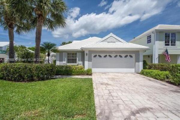 Barclay Club, 20 Brighton Ct, Palm Beach Gardens, Florida 33418, image 2
