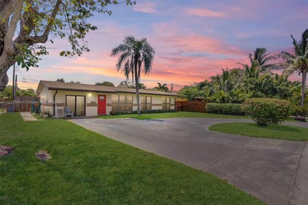 Deerfield Beach Estates, 234 NE 8th Ter, Deerfield Beach, Florida 33441, image 1