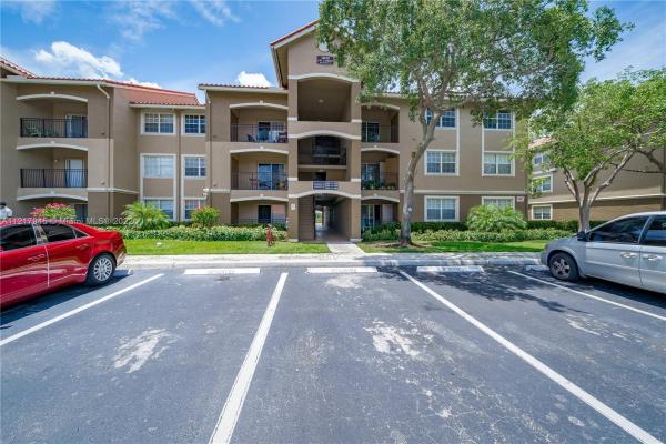 Hollywood, Florida 33025, image 1