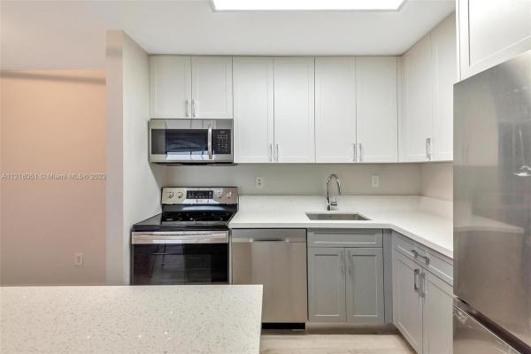 Lakeview At The Hammocks, 9711 Hammocks Blvd #107, The Hammocks, Florida 33196, image 1