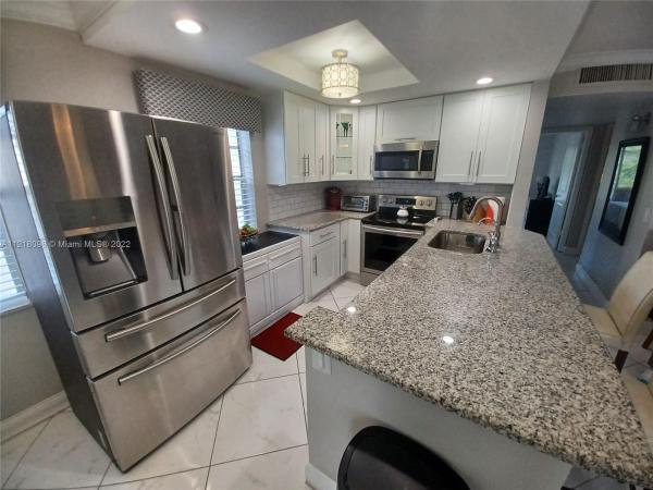 Normandy At Kings Point, 559 Normandy L, Delray Beach, Florida 33484, image 2