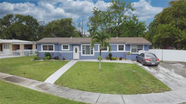 Palmland Estates, 1870 NW 185th St, Miami Gardens, Florida 33056, image 1