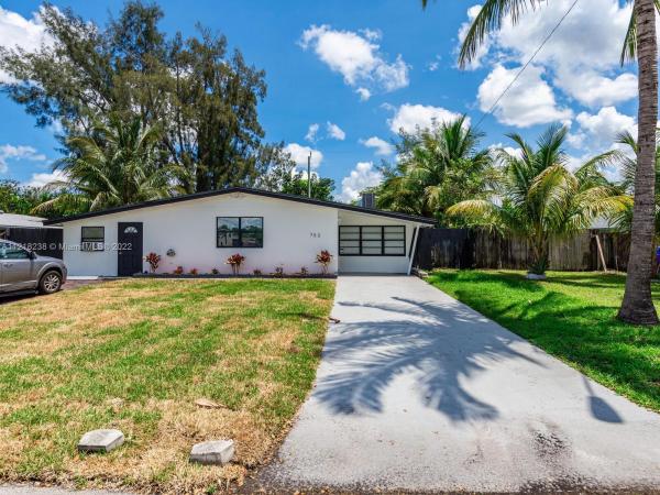 Driftwood Estates, 7531 Simms St, Hollywood, Florida 33024, image 2