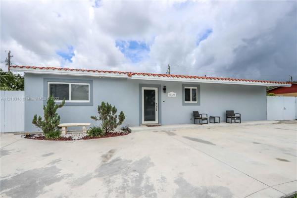 South Miami Heights Manor, 17120 SW 118th Pl, South Miami Heights, Florida 33177, image 2