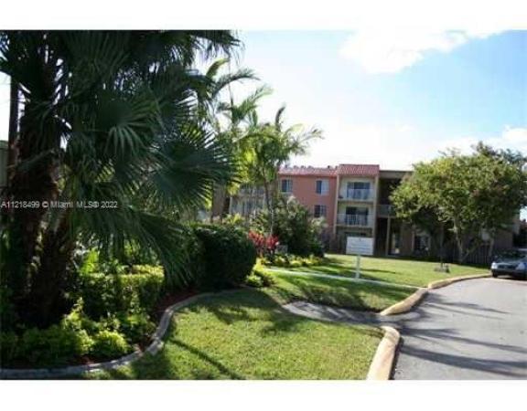 Doral Gardens 2, 5201 Geneva Way #213, Doral, Florida 33166, image 2
