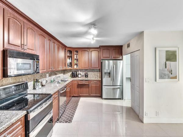 Villa Dorada, 20441 NE 30th Ave #122-9, Aventura, Florida 33180, image 2