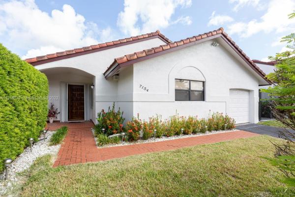 Pueblo Del Sol, 7154 SW 103rd Court Cir, Sunset, Florida 33173, image 1