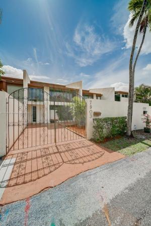 Sunset Park Lake Villas, 7903 SW 105th Ave #7903, Kendall, Florida 33173, image 1