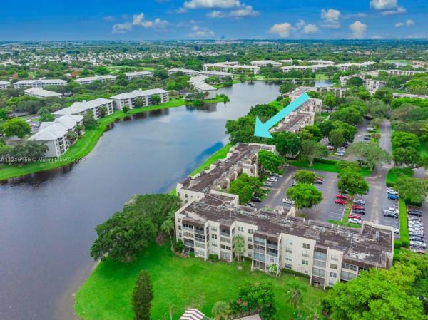 Poinciana Place Of Pine Island Ridge, 9440 Poinciana Pl #317, Davie, Florida 33324, image 1