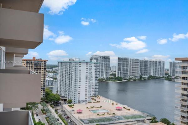 Winston Towers 100, 250 174th St #2206, Sunny Isles Beach, Florida 33160, image 2
