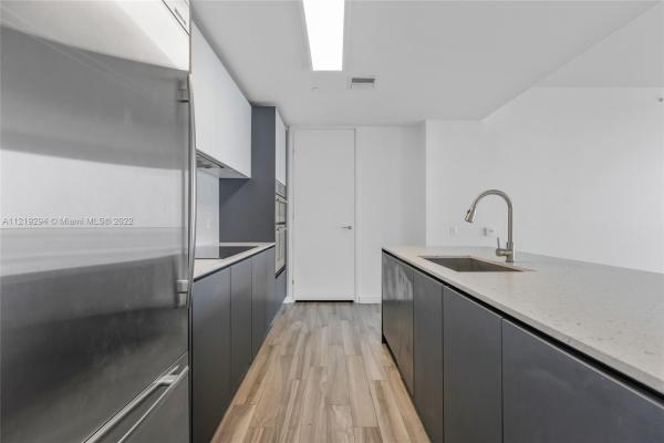 Brickell House, 1300 Brickell Bay Dr #4203, Miami, Florida 33131, image 2