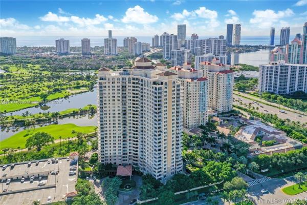 Turnberry On The Green, 19501 W Country Club Dr #1808, Aventura, Florida 33180, image 2