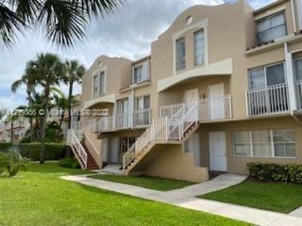 Coral Pointe Townhomes, 510 NW 86th Pl #12-202, Fountainebleau, Florida 33126, image 1