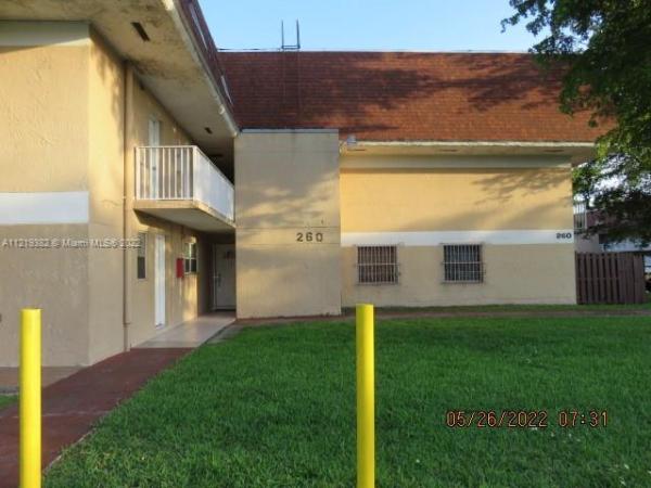Laguna Club East, 260 NW 107th Ave #104, Fountainebleau, Florida 33172, image 1