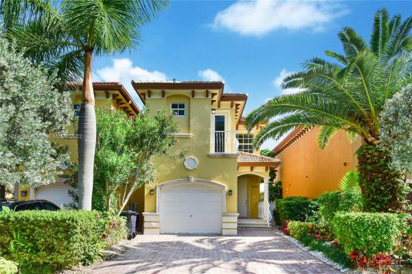 Shoreline, 3870 NE 168th St, North Miami Beach, Florida 33160, image 2