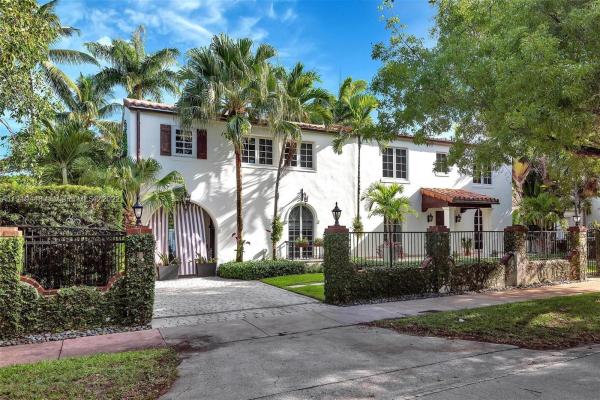 Granada, 1228 Alhambra Cir, Coral Gables, Florida 33134, image 2