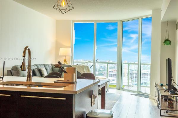 Quantum On The Bay, 1900 N Bayshore Dr #1914, Miami, Florida 33132, image 2