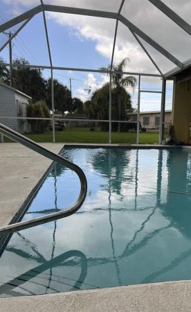 Cutler Ridge, 21045 Coral Sea Rd, Cutler Bay, Florida 33189, image 2