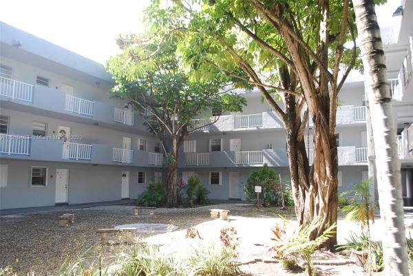Los Suenos, 1735 W 60th St #M319, Hialeah, Florida 33012, image 1