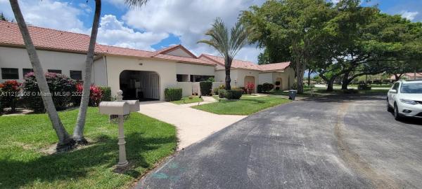 The Shores At Aberdeen, 5910 W Parkwalk Cir W, Boynton Beach, Florida 33472, image 1