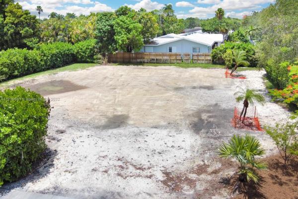 Hallmark Heights Estates, 7300 SW 120th St, Pinecrest, Florida 33156, image 1