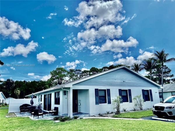 Walden Pond, 4443 Walden Cir, Lake Worth Beach, Florida 33463, image 1