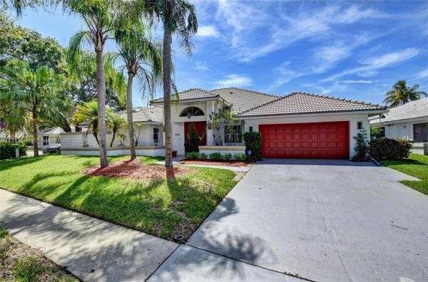 The Isle At Mission Bay, 10792 Avenida Santa Ana, Boca Raton, Florida 33498, image 1