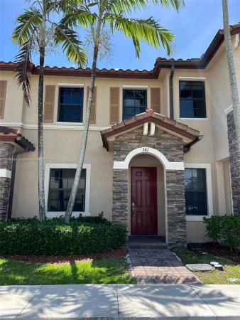 Martinique At Oasis, 581 SE 32nd Ter, Homestead, Florida 33033, image 2