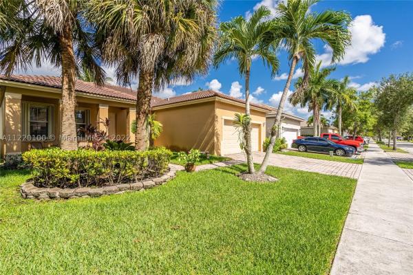 Keys Landing, 1201 SE 16th Ave, Homestead, Florida 33035, image 1