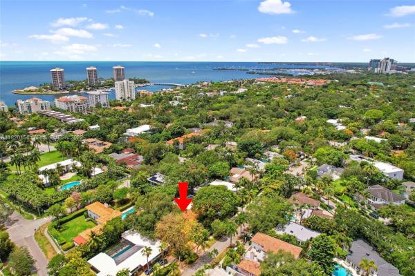 Natoma Manors, 1640 Tigertail Ave, Miami, Florida 33133, image 1