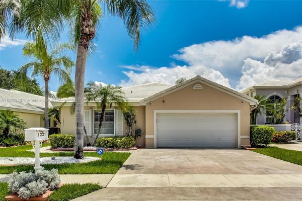Wilshire, Pembroke Pines, Florida 33027, image 1