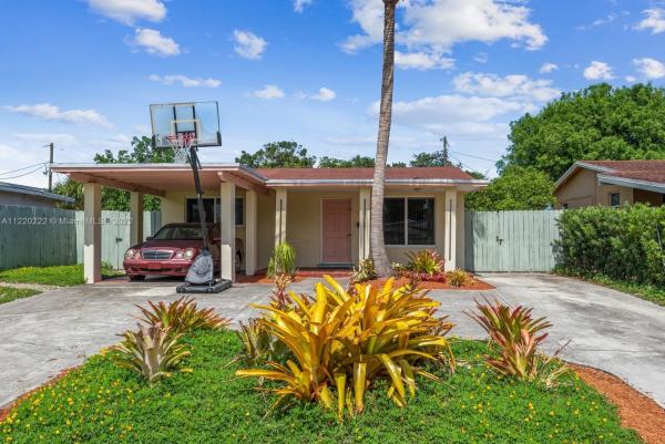 Breezyway Manor, 1380 SW 34th Ave, Fort Lauderdale, Florida 33312, image 1