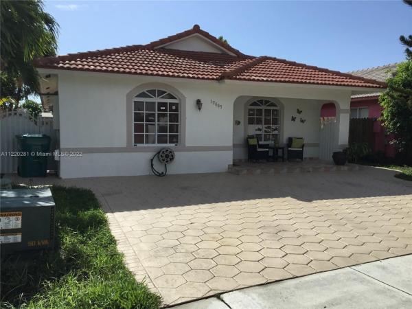 Golden Eagle Estates, 12685 NW 99th Pl, Hialeah Gardens, Florida 33018, image 1