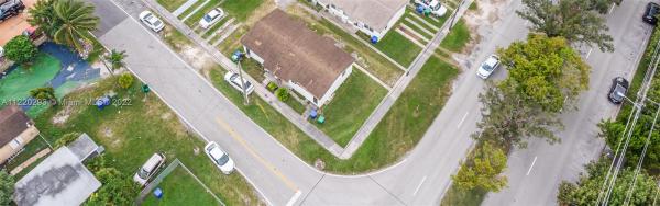 Riverside Farms, 2400-2402 NW 11th St, Miami, Florida 33125, image 1